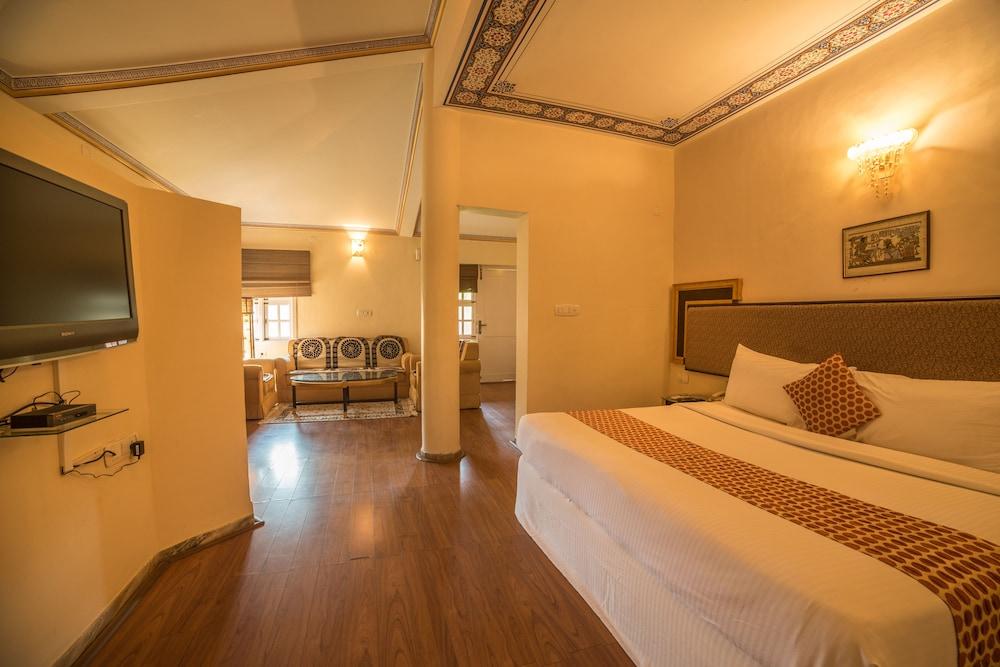 วิชัยศรี เฮอริเทจ วิลเลจ แอนด์ รีสอร์ต Hotel ฮอสเปต ภายนอก รูปภาพ